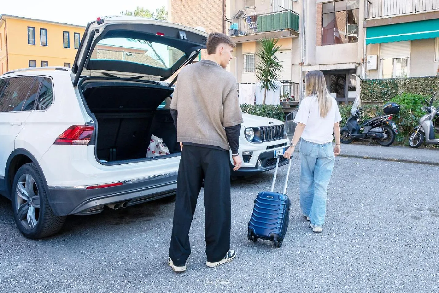 Apartment Appartamento Con Parcheggio Vicino Alla Stazione E Centro La Spezia